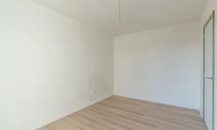 halfopen bebouwing beringen met 3 slaapkamers - master bedroom met extra badkamer