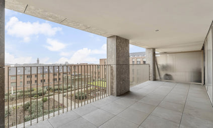 Appartement Quartier Bleu Hasselt, 2 slaapkamers en terras - foto terras met zicht binnentuin
