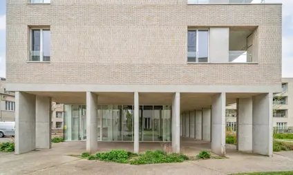 Commerciële ruimte voor retail en handel in Tienen 't Lycée