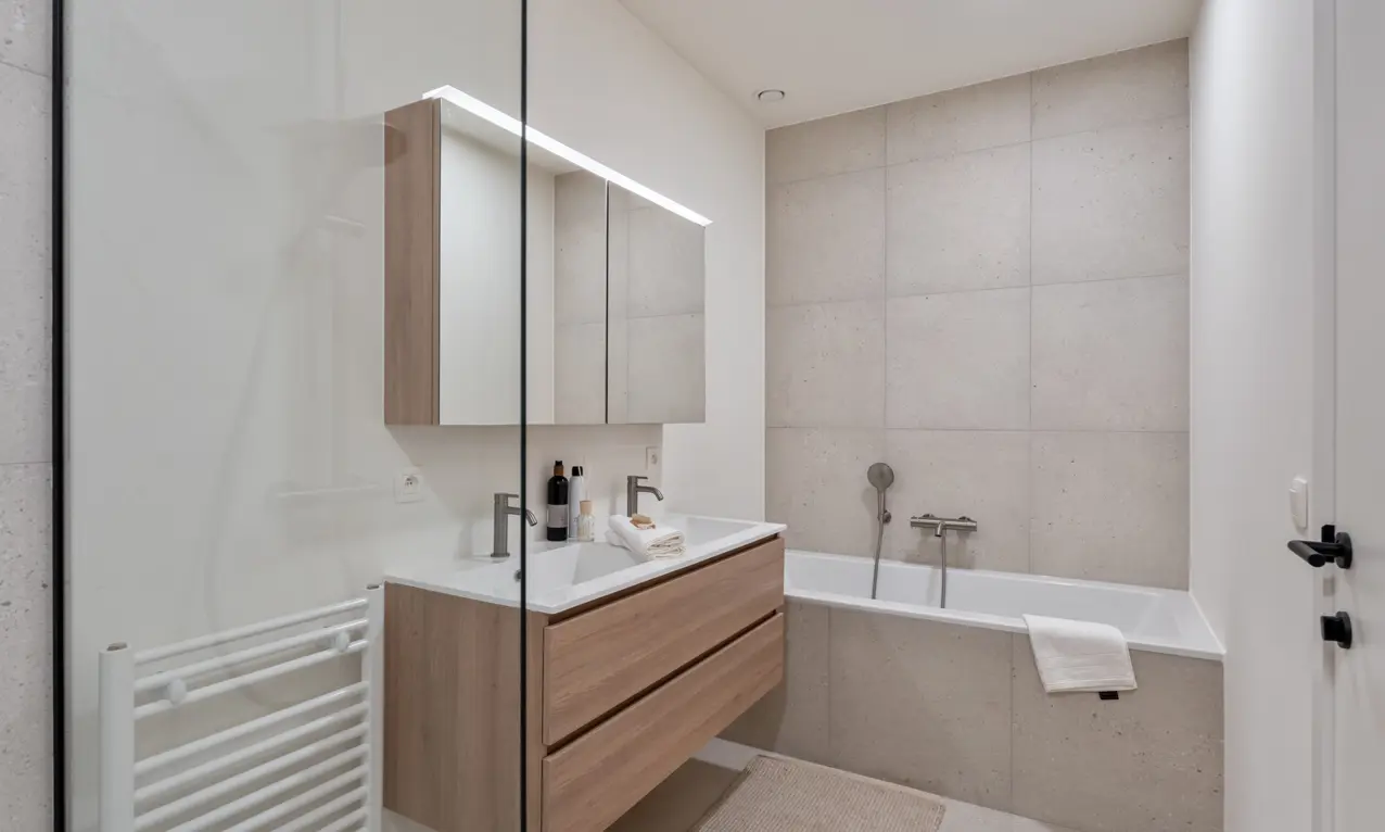 Kijkappartement Genk Bosart_2 slaapkamers_Gelijkvloers_Badkamer