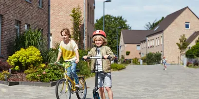 kindjes fietsen woonbuurt